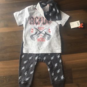 Baby rocker AC/DC outfit